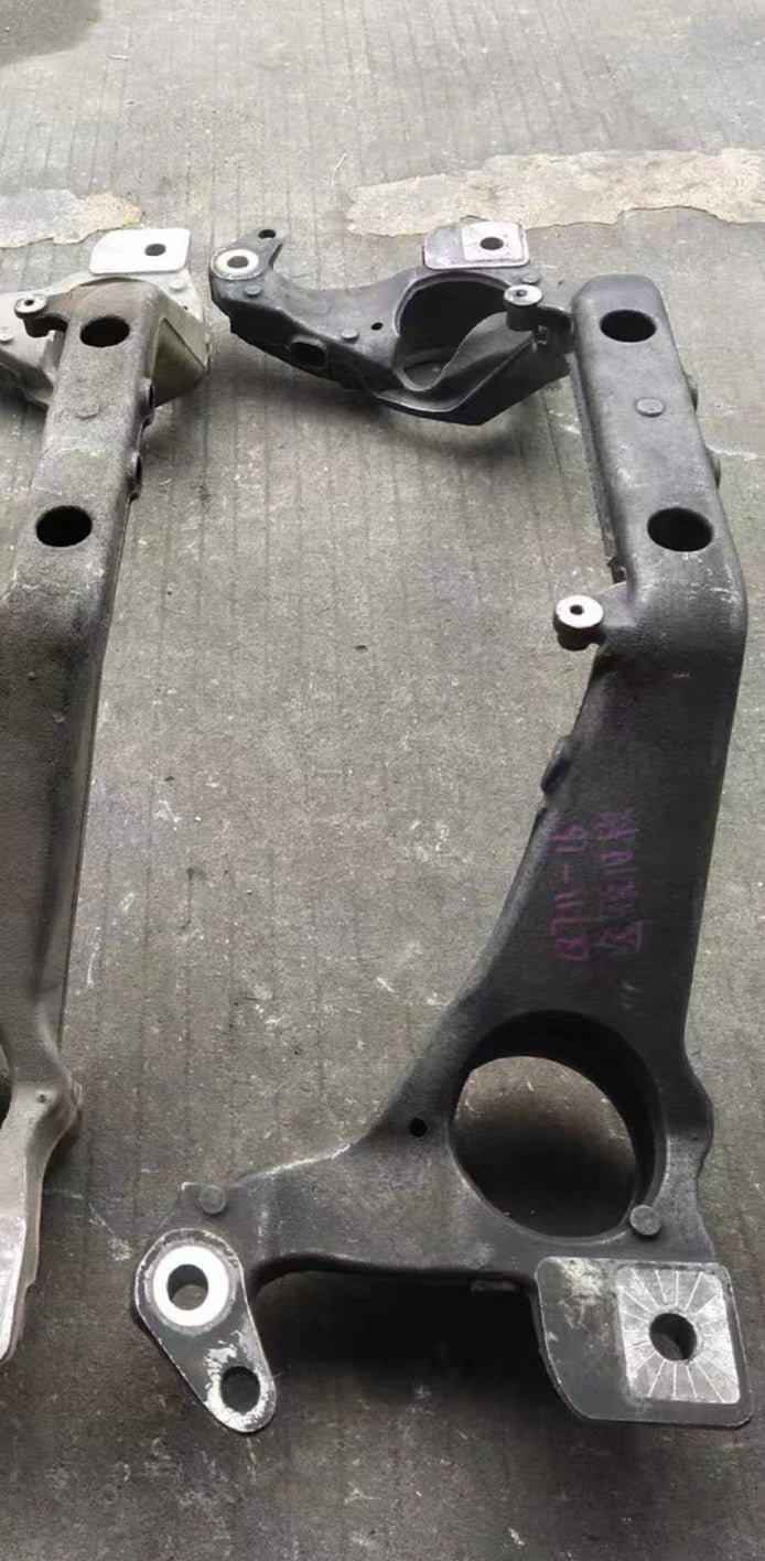 Akioverland V2 Subframe drop kit for lifted porsche cayenne with transmission and engine drop