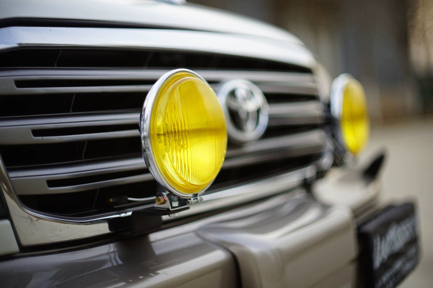 Toyota Land Cruiser LC100 100 series Front Grille Spotlight Bracket