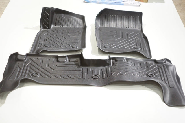 toyota land cruiser lc80 hdj80 black 3d floor liner mat