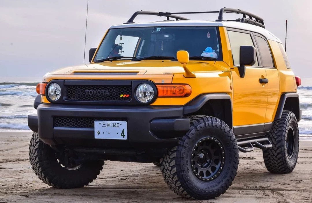 FJ Cruiser grille inserts